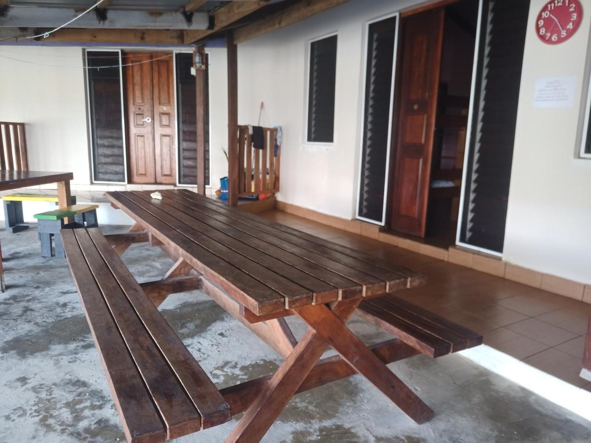 Bluepango Guest House ポートビラ エクステリア 写真